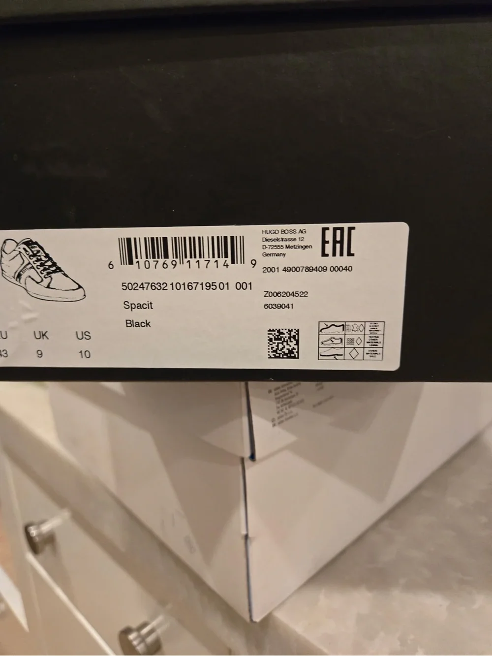 Hugo Boss Black Low-Top Lace-Up Sneakers
